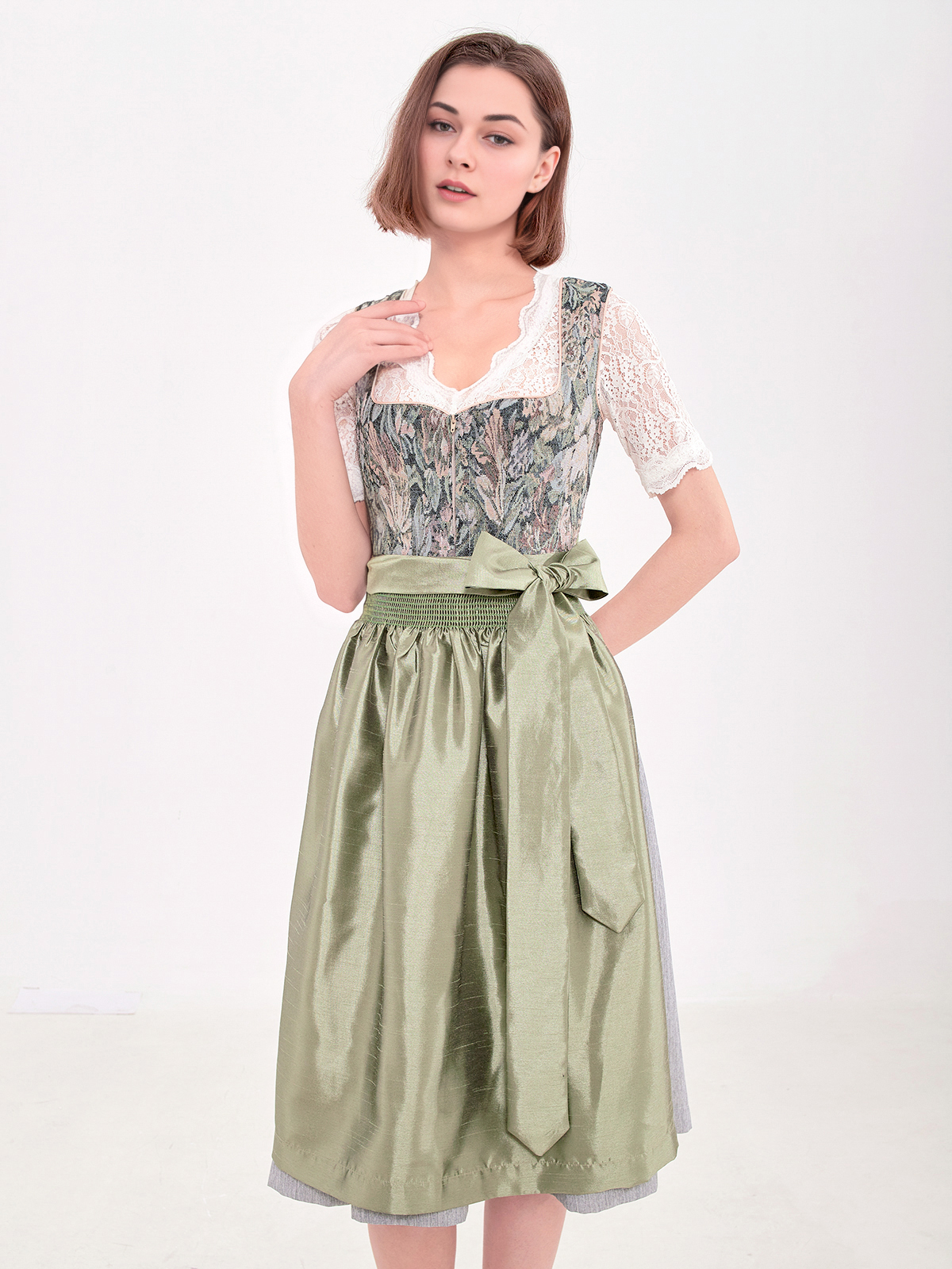 Dirndl in Grün