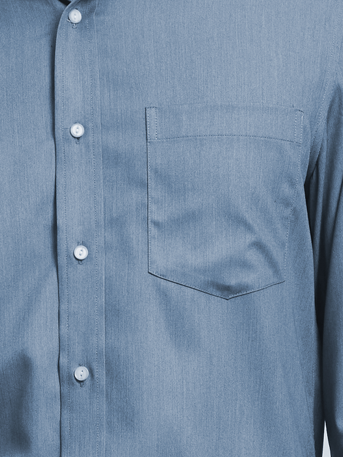 Ein elegantes Dirndl in Blau mit floralen Mustern