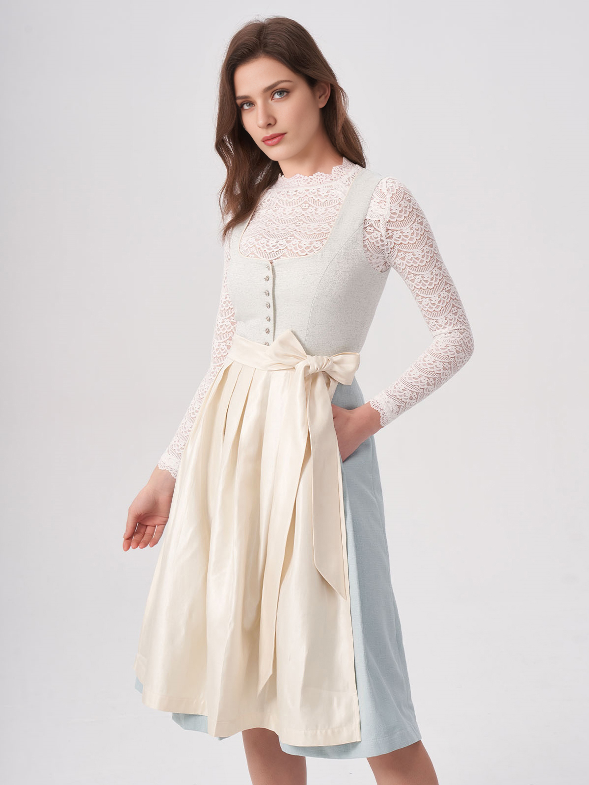 Dirndl Blau – Elegant und zeitlos
