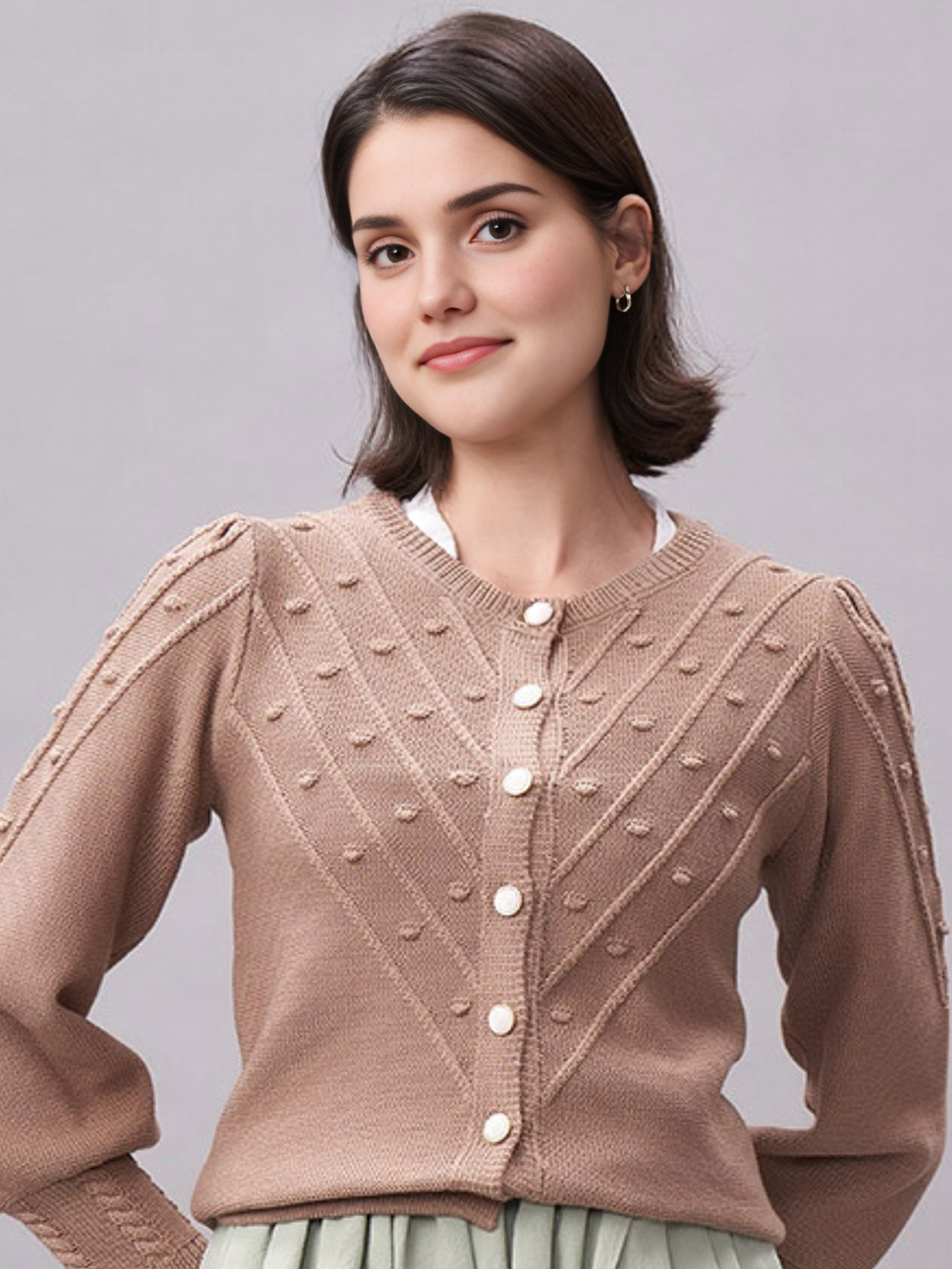 Elegantes schwarzes Samt-Dirndl mit traditionellen Details