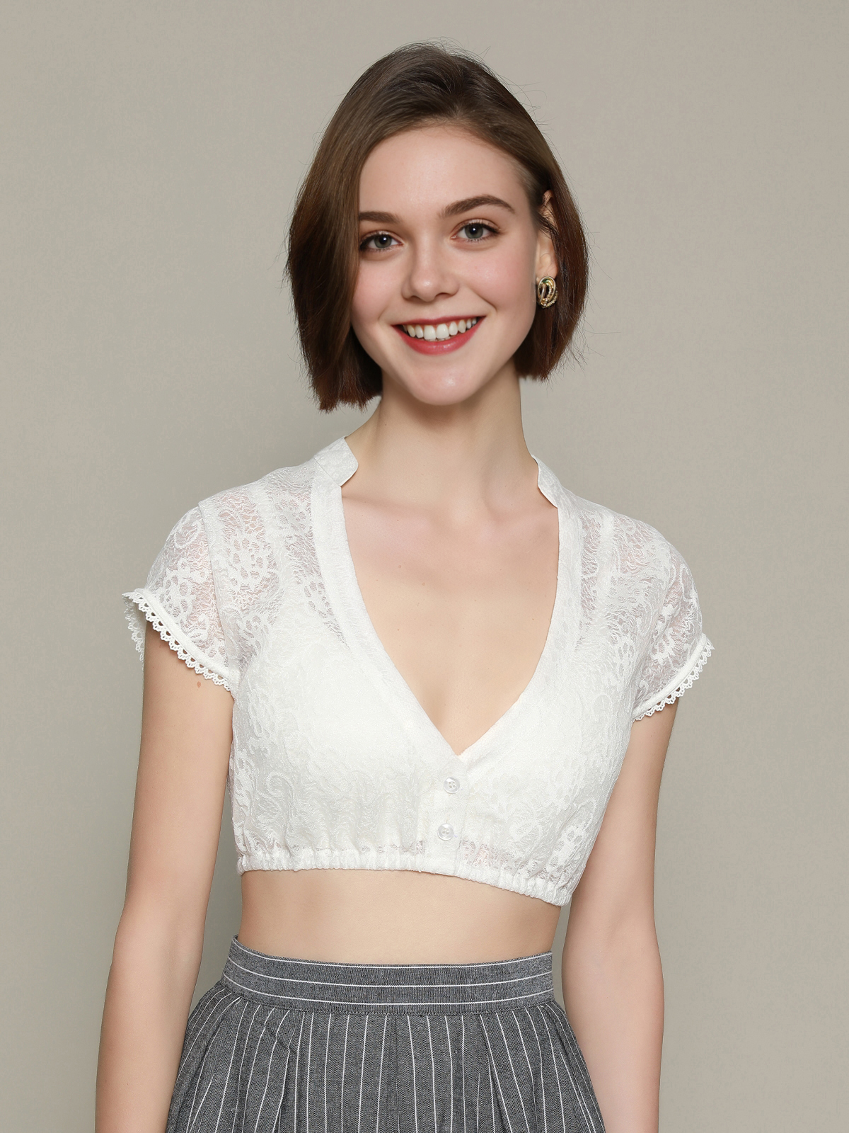 Dirndl mit weißer Bluse