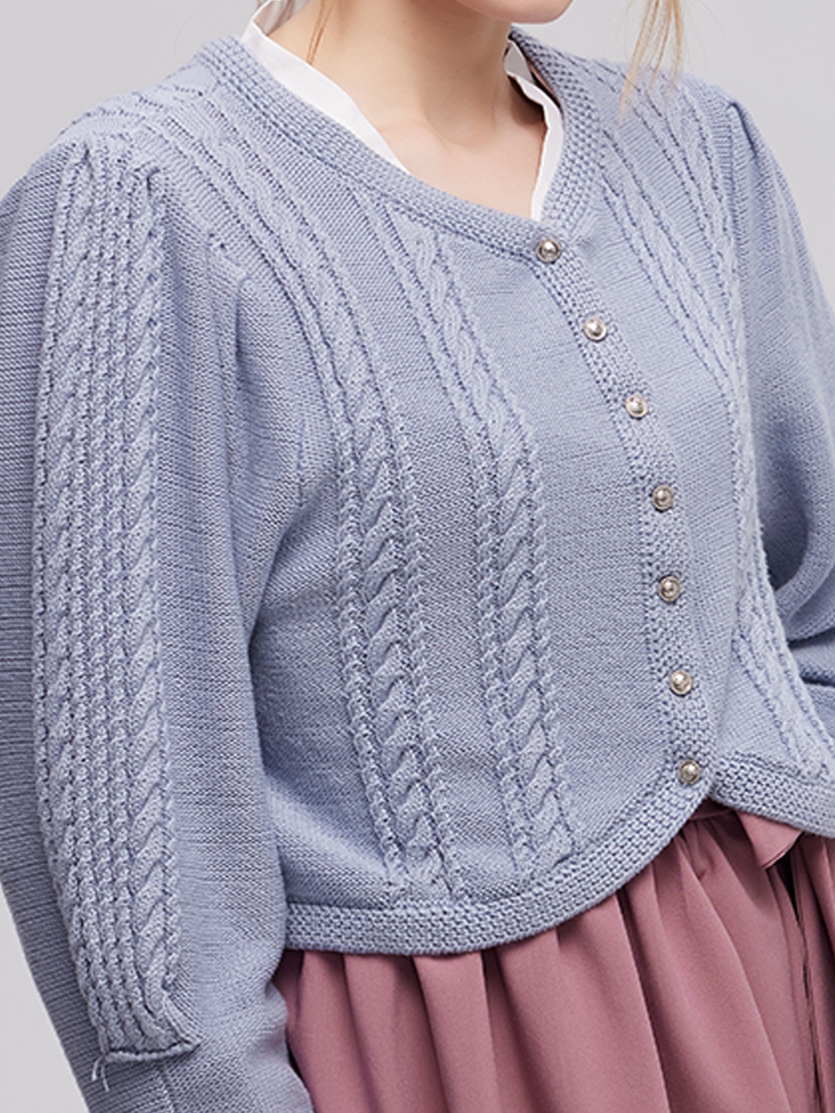 Traditionelles Dirndl in modernem Design
