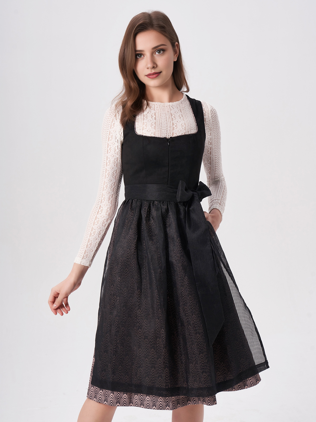 Dirndl in Dunkelgrün – stilvolle Eleganz