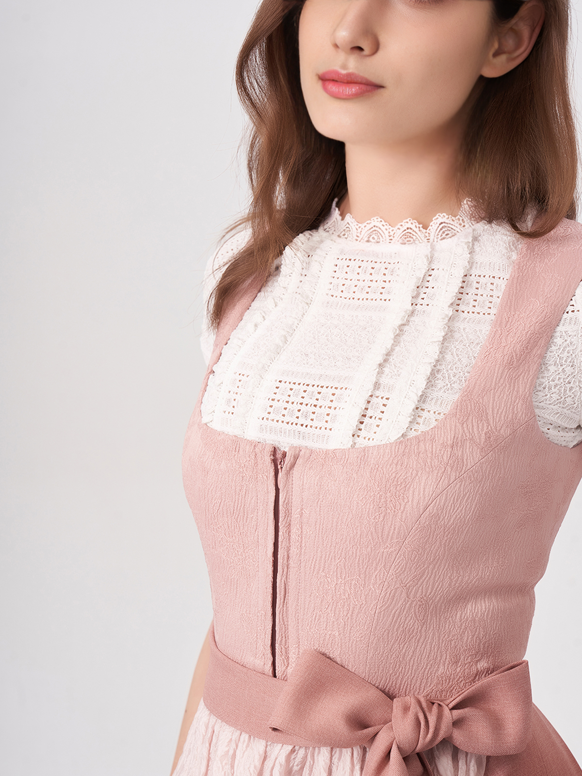 Dirndl Pink Rosa in eleganter Ausführung