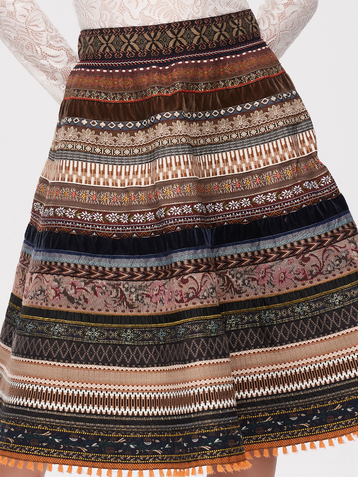 Dirndl Kurzarm in Braun