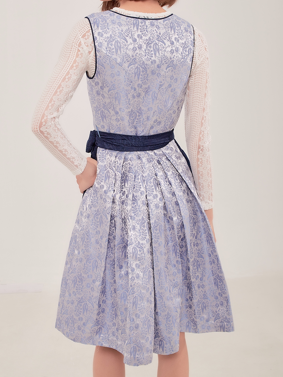 Dirndl mit Spitzenbody